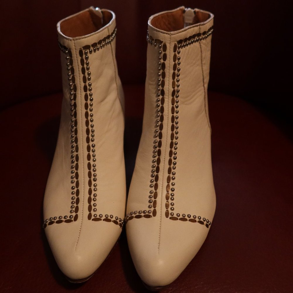 $645 Calleen Cordero Boots off-white/cream leather w brass and nickel studs 7
